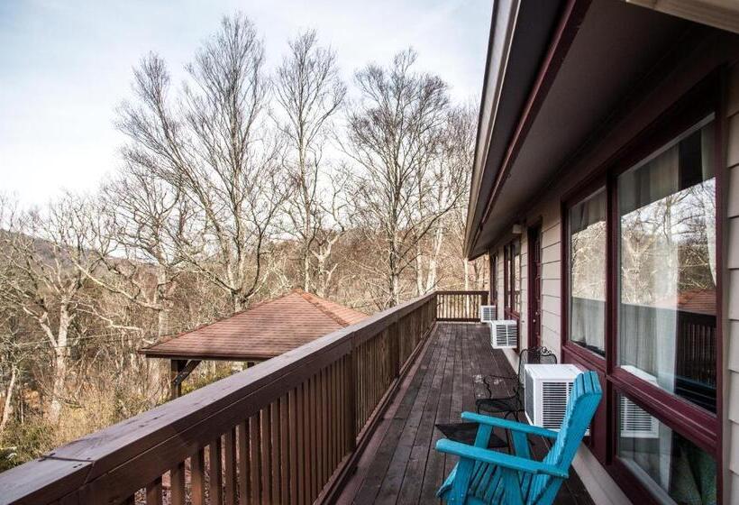 Szálloda Cliff Dwellers Inn