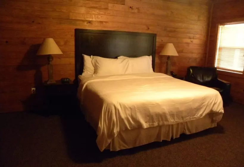 ホテル Creekside Lodge And Event Center