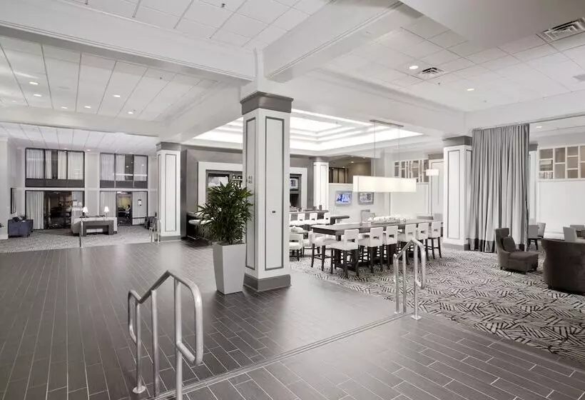 هتل Crowne Plaza Greenville, An Ihg