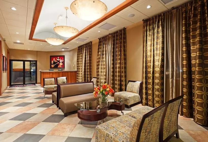 هتل Crowne Plaza Greenville, An Ihg