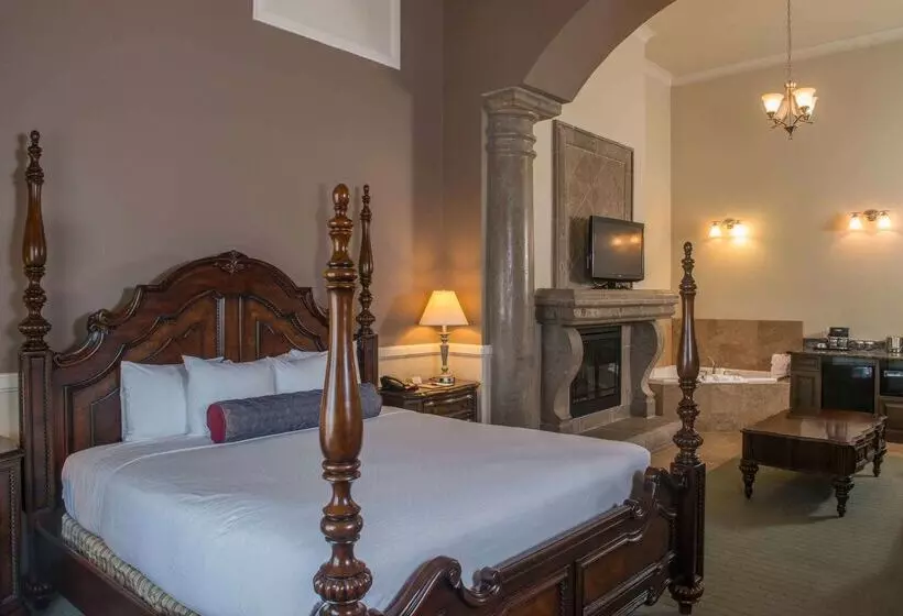 هتل Doubletree By Hilton Phoenix Gilbert