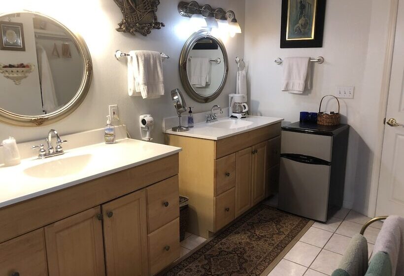 ホテル Echo Canyon Spa Resort