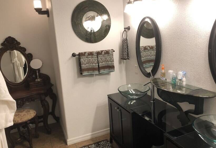 ホテル Echo Canyon Spa Resort