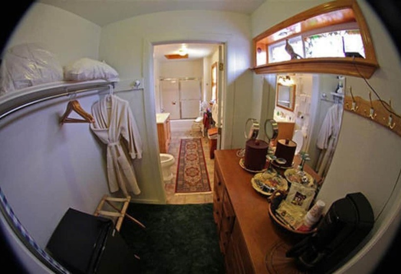 ホテル Echo Canyon Spa Resort