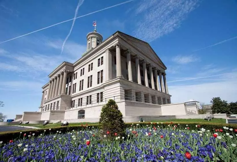 هتل Embassy Suites By Hilton Nashville At Vanderbilt
