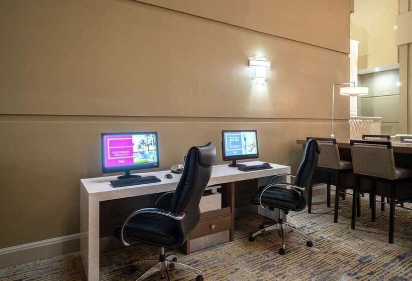 فندق Embassy Suites By Hilton Nashville At Vanderbilt