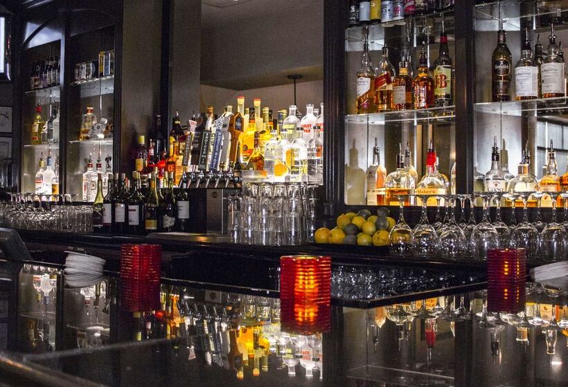 فندق Embassy Suites By Hilton Nashville At Vanderbilt