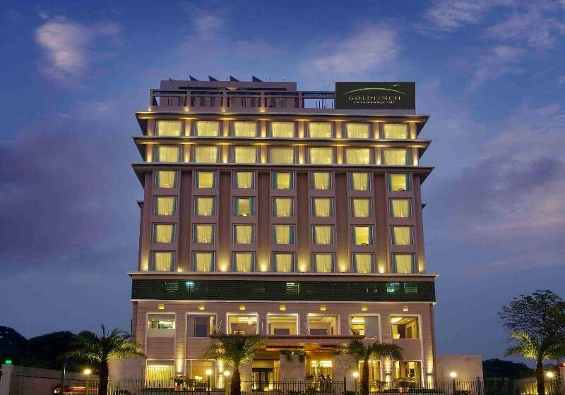 Goldfinch Hotel Delhi Ncr