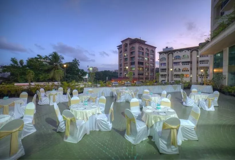 Goldfinch Hotel Mangalore