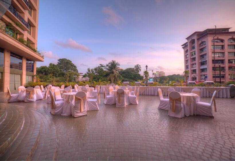 Goldfinch Hotel Mangalore