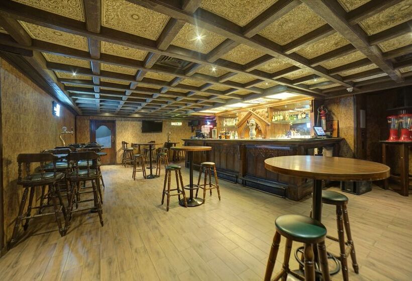 Goldfinch Hotel Mangalore