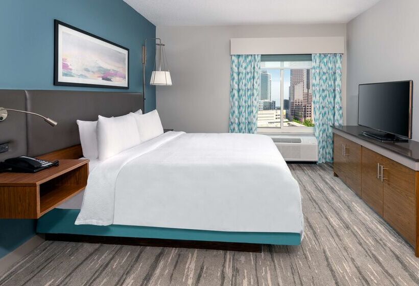 בית מלון כפרי Hilton Garden Inn Charlotte Uptown