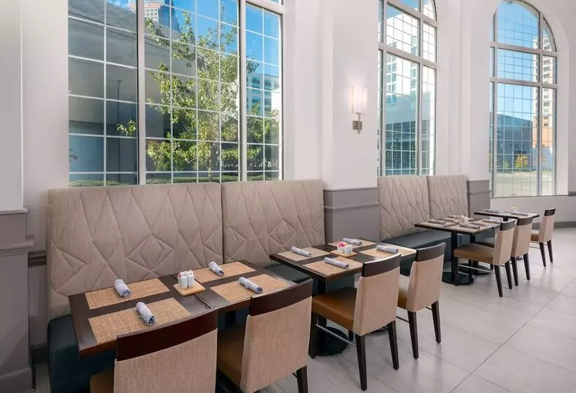 酒店 Hilton Garden Inn Charlotte Uptown