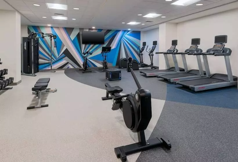 酒店 Hilton Garden Inn Charlotte Uptown