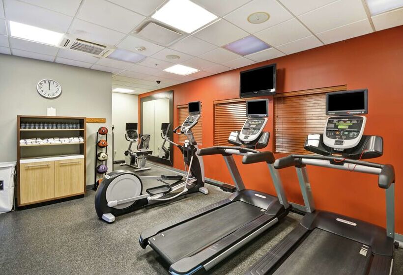 Отель Hilton Garden Inn Gulfport Airport