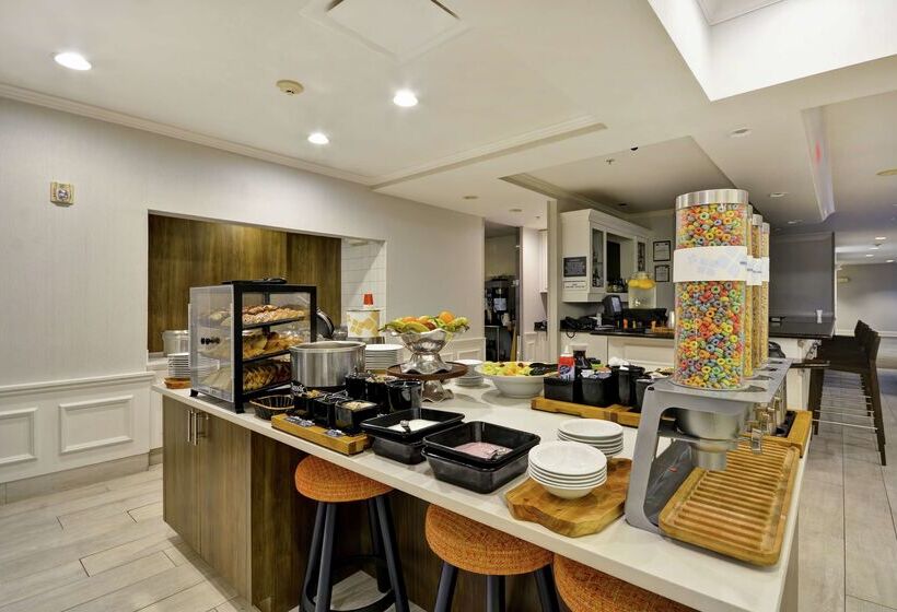 Отель Hilton Garden Inn Gulfport Airport