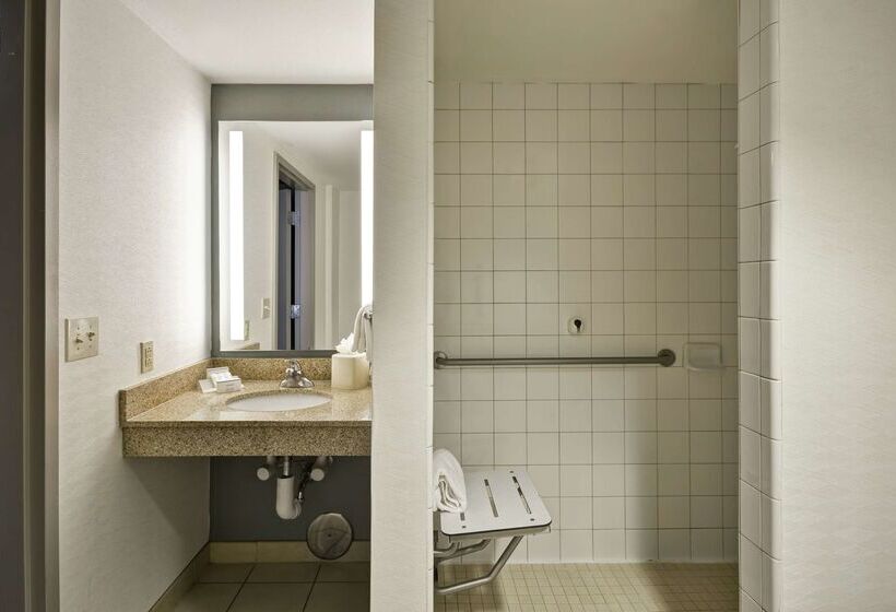 Отель Hilton Garden Inn Gulfport Airport