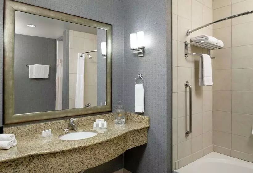 هتل Hilton Garden Inn Phoenix North Happy Valley