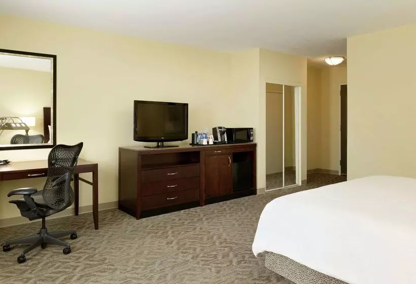 هتل Hilton Garden Inn Phoenix North Happy Valley