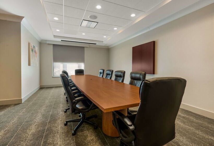 فندق Hilton Garden Inn Rockford