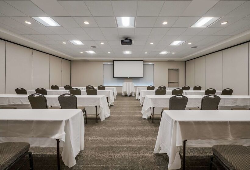 فندق Hilton Garden Inn Rockford