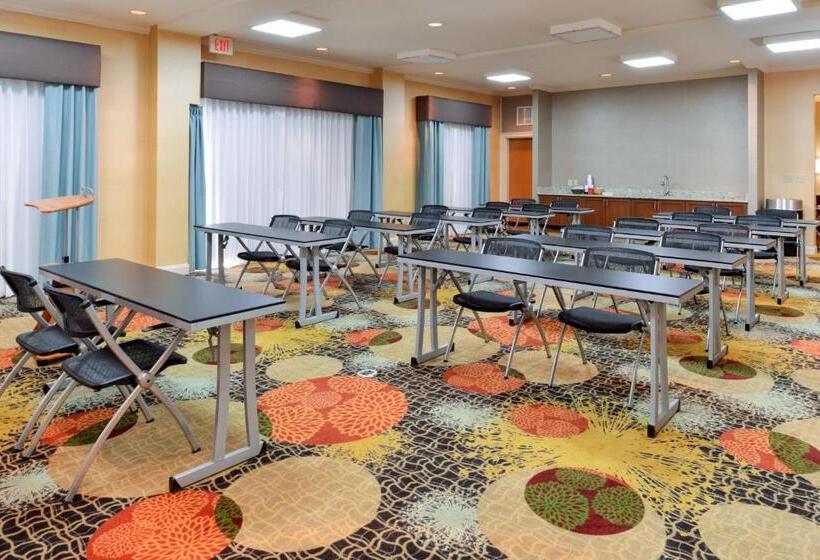 ホテル Baymont By Wyndham Bessemer