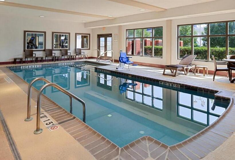 ホテル Baymont By Wyndham Bessemer