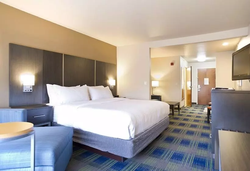 Holiday Inn Express Hotel & Suites Brookings, An Ihg