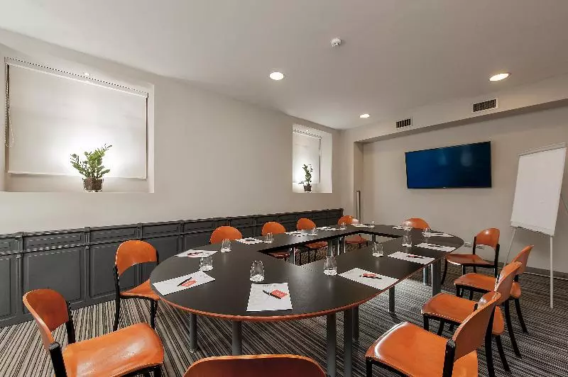 Metropolis   Hotel Di Charme