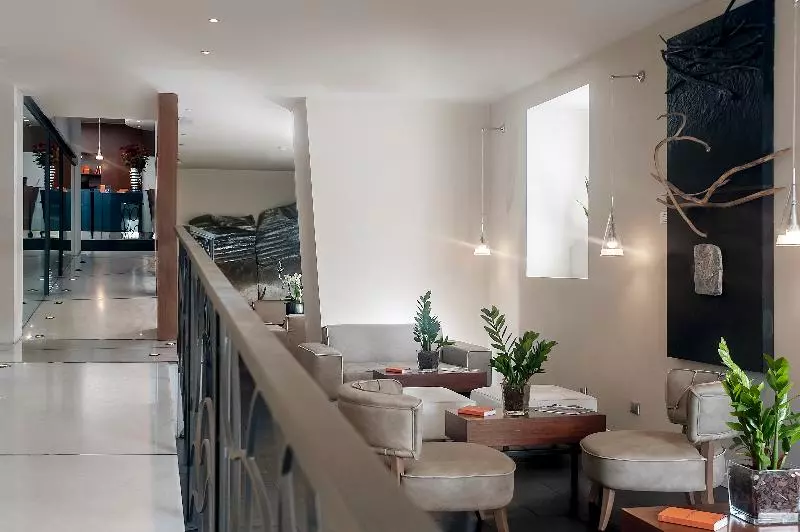 Metropolis   Hotel Di Charme