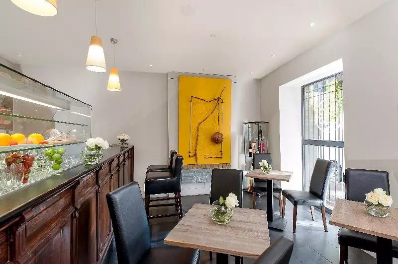 Metropolis   Hotel Di Charme