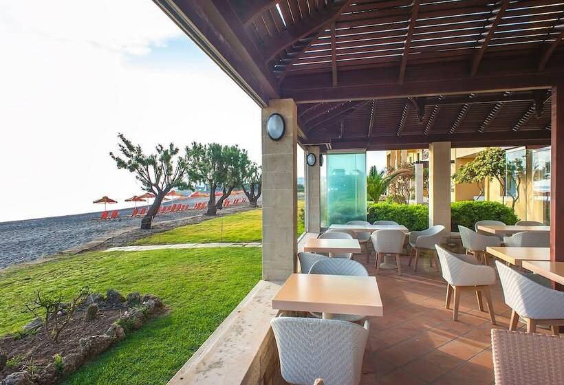 Silver Beach Hotel & Apartments