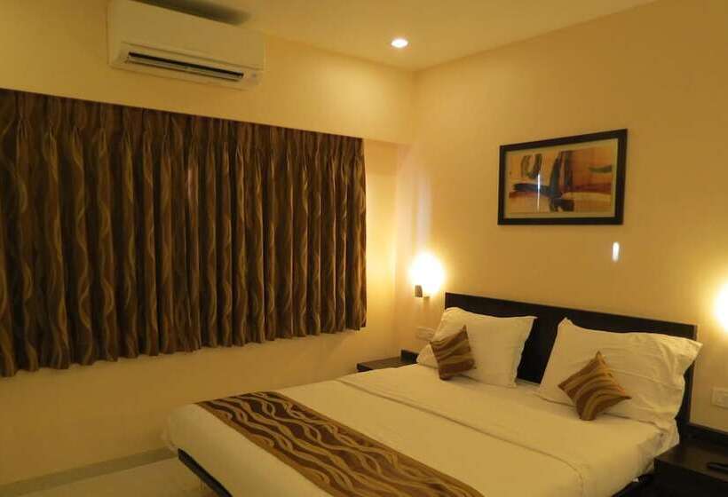 هتل Sunny International