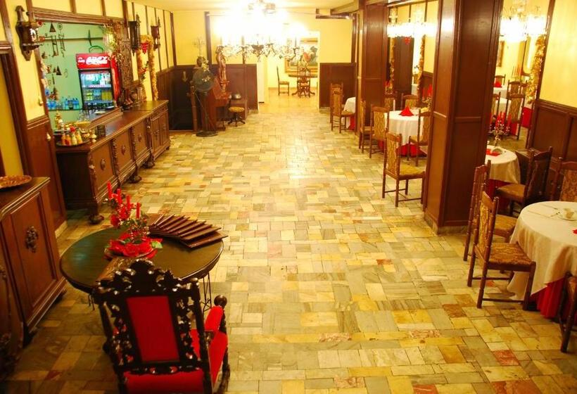 Отель Noclegi U Marii