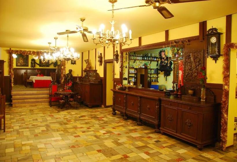 Отель Noclegi U Marii