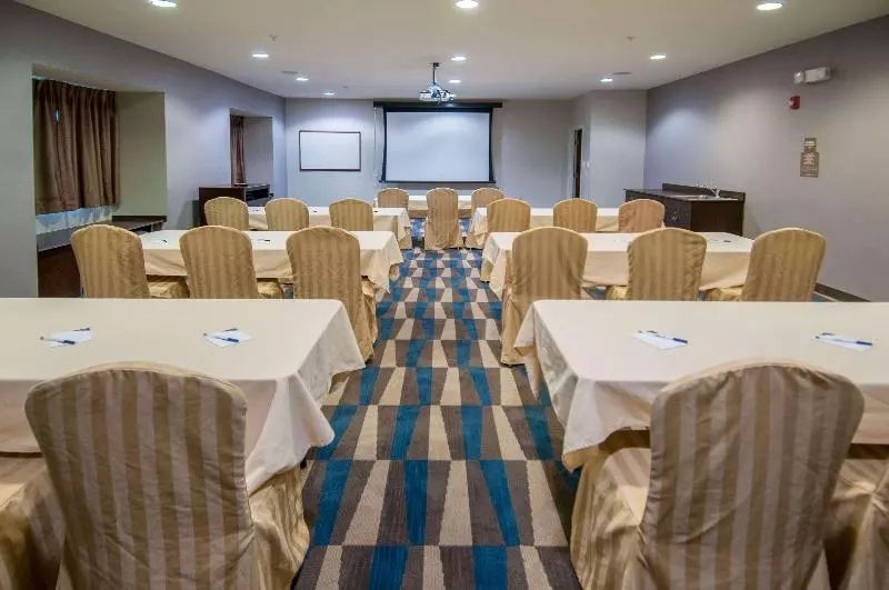 Microtel Inn & Suites By Wyndham Pearl River/slidell