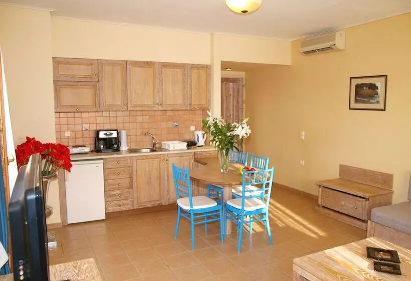 Mylos Hotel Apartments