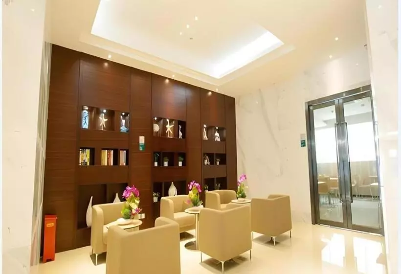 Hotelli City Comfort Inn Wuhan Wuchang Railway Station East Square