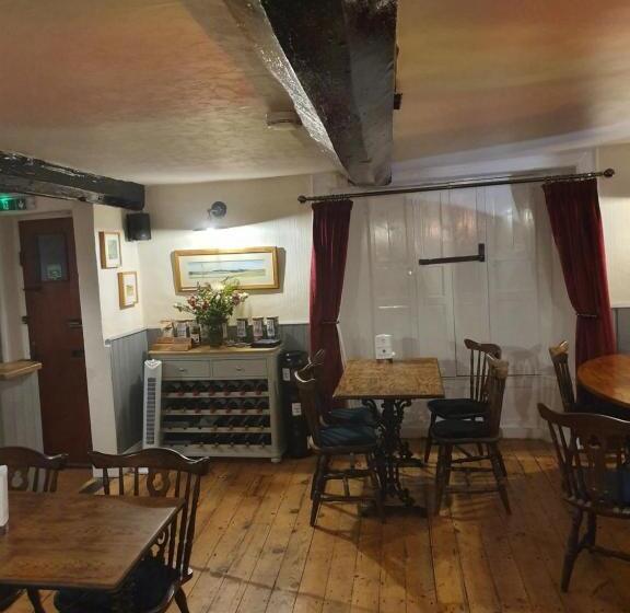 호스텔 The George At Ashley