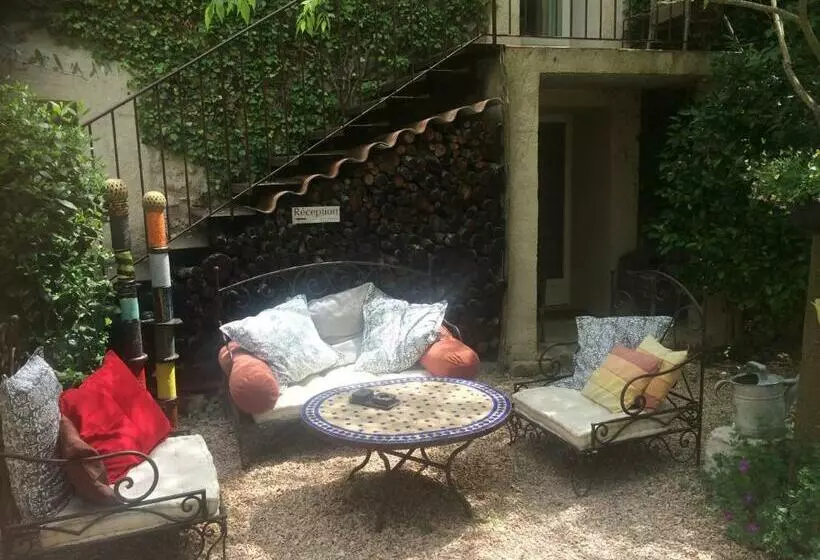 Aamiaismajoitus (B&B) La Colombiere Du Château