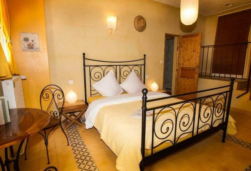 Bed and Breakfast La Colombiere Du Château