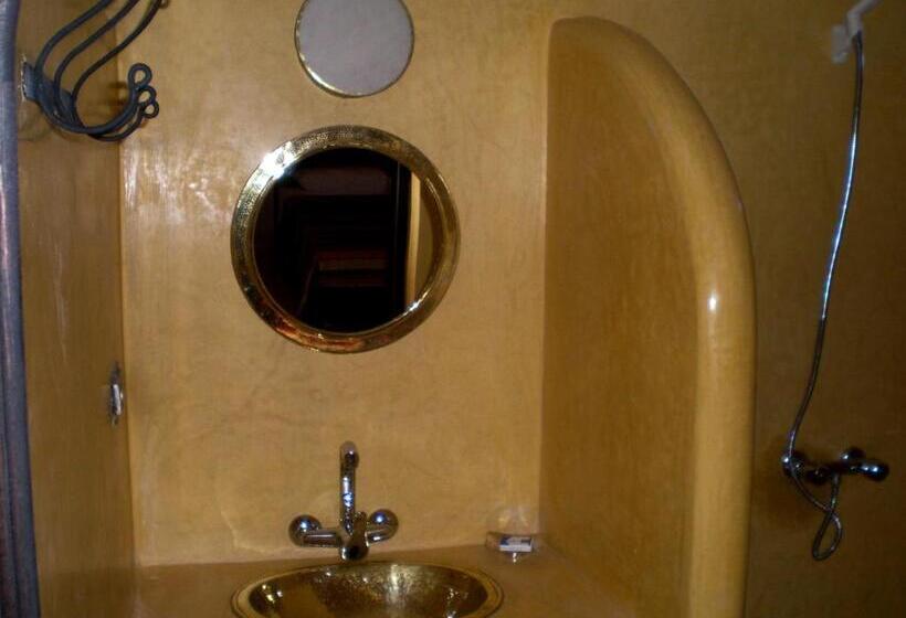 تختخواب و صبحانه La Kasbah D Ouzoud