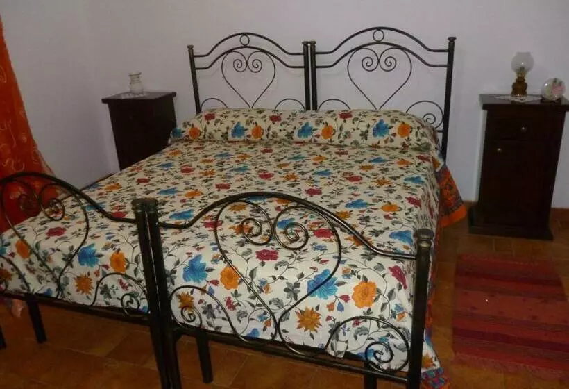 Aamiaismajoitus (B&B) La Zavirna