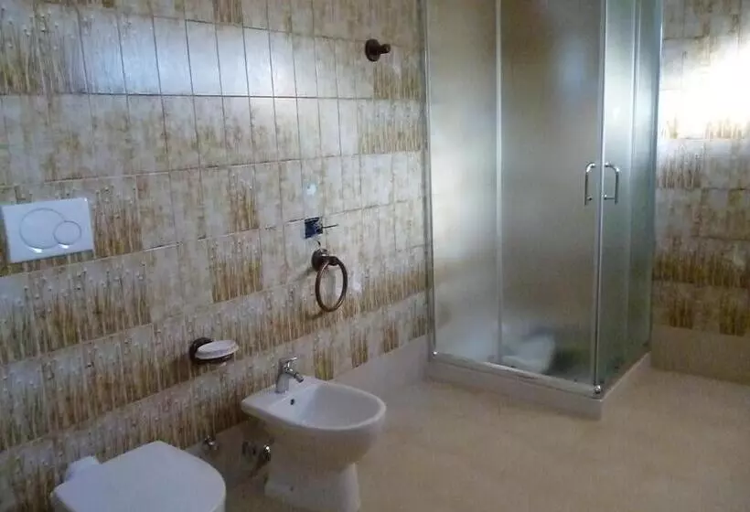 Aamiaismajoitus (B&B) La Zavirna