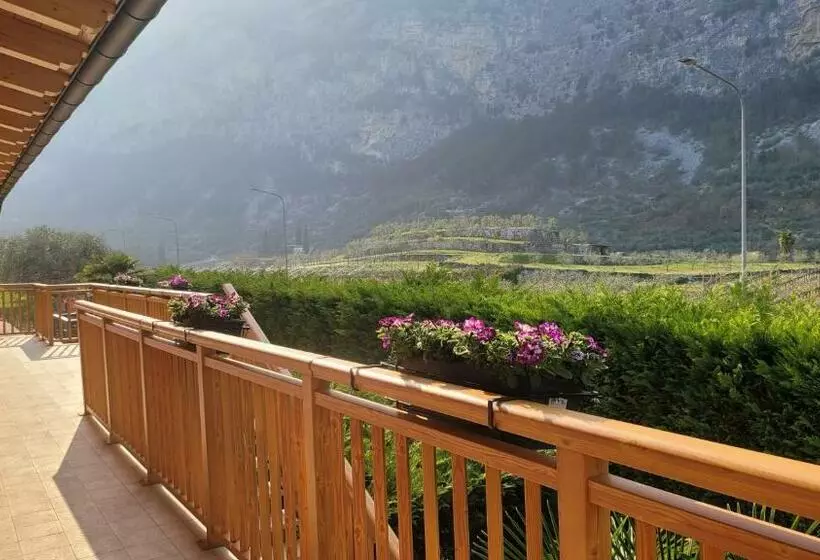 Hotelli Agriturismo Vin E Amor
