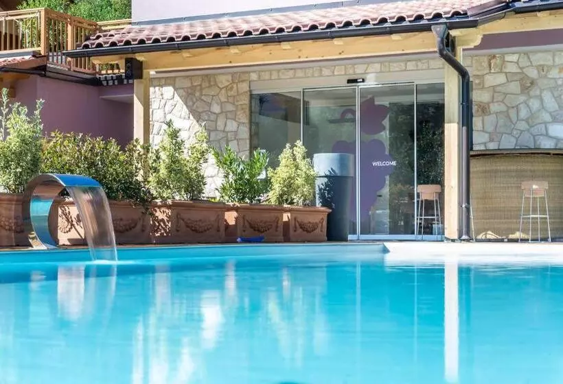Hotelli Agriturismo Vin E Amor