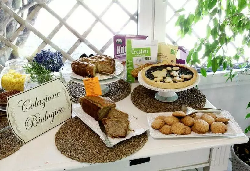 ホテル De La Ville