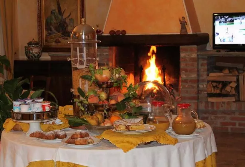 ホテル De La Ville