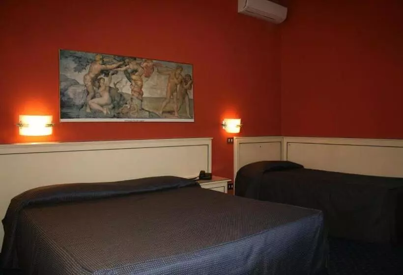 ホテル De La Ville