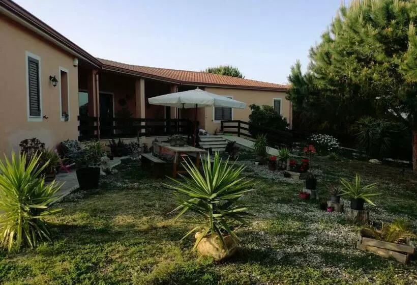 هتل Il Lentischio Del Sinis